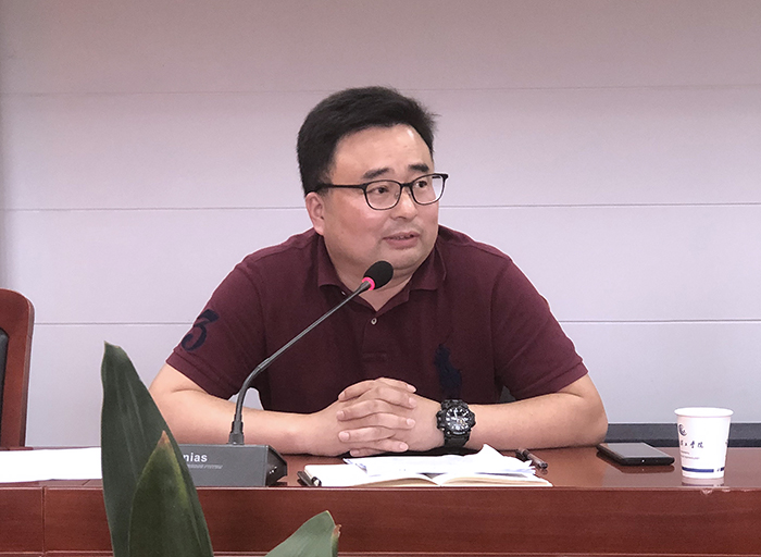 202007031593707826162542.jpg 马克思主义学院朱卫卿讲座:海外学生管理工作2.jpg